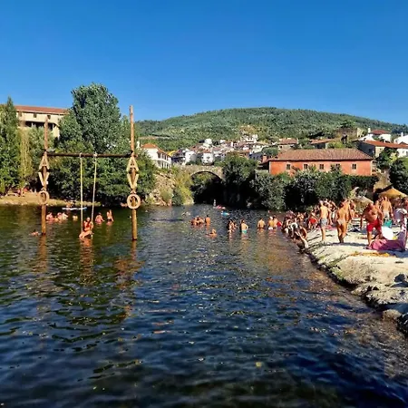 Casinha Da Deolinda Feriehus *