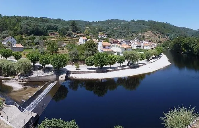 Casinha Da Deolinda アルデイア・ダス・デース